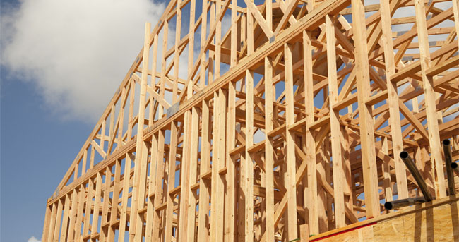 Entrepreneur général spécialisé en construction de charpente en bois dans Lanaudière, Laurentides, Rive-Nord de Montreal, Joliette, Repentigny, Mascouche, Terrebonne, Lavaltrie, L'Assomption, etc. / Renovation Joliette
